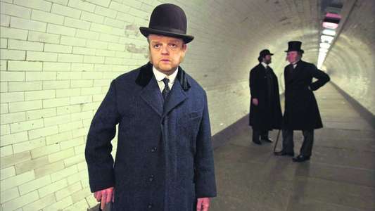 The Secret Agent - Backdrops