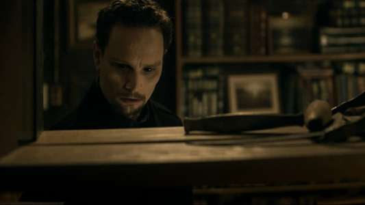 30 Days of Night: Dark Days - Backdrop