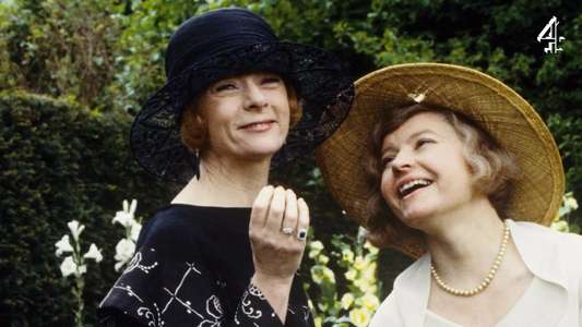 Mapp & Lucia - Backdrop
