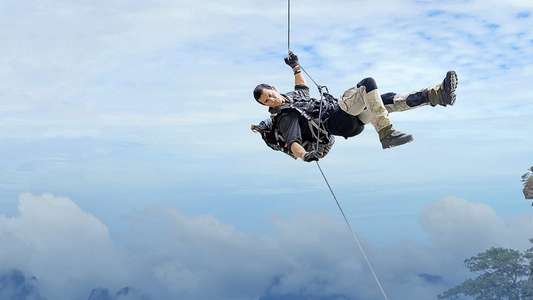 Running Wild with Bear Grylls - Backdrops