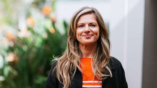 Julia Zemiro's Home Delivery - Backdrop