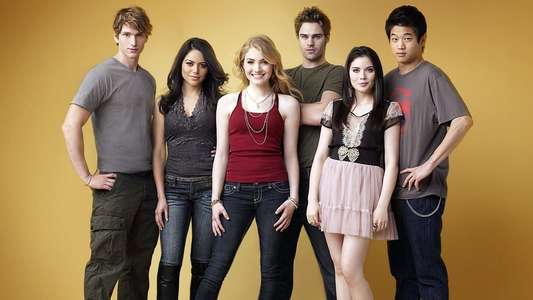 The Nine Lives of Chloe King - Backdrops