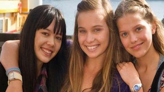 A gURLs wURLd - Backdrops