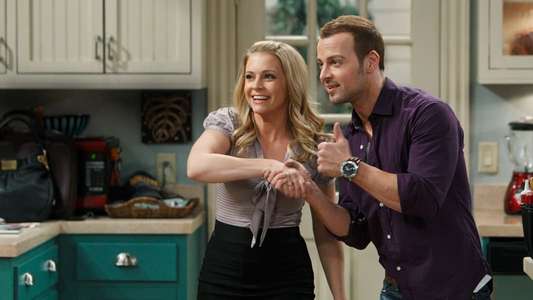 Melissa & Joey - Backdrop