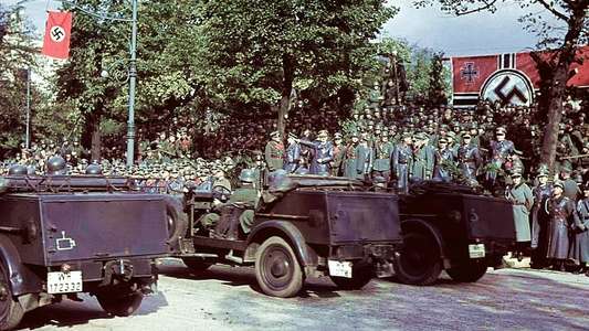 World War II In HD Colour - Backdrops