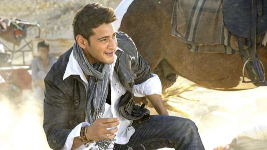 Khaleja - Backdrops
