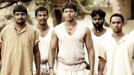 Madrasapattinam - Backdrop