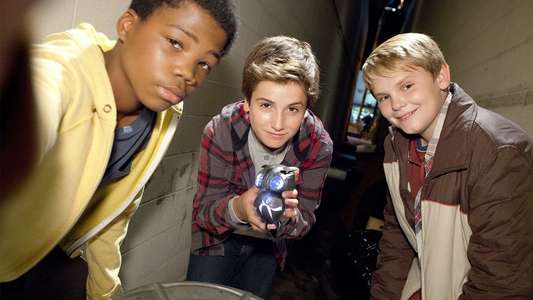 Earth to Echo - Backdrop