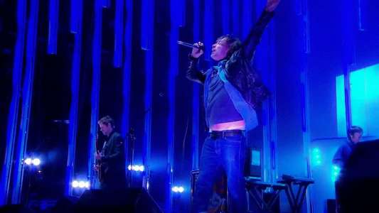 Radiohead: Live at Reading 2009 - Backdrop