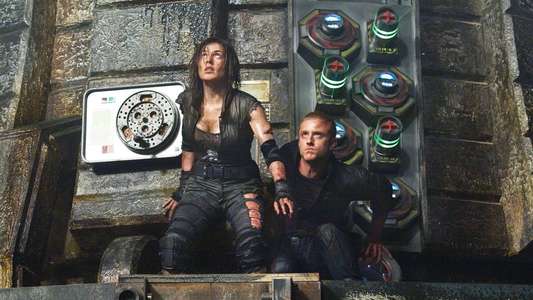 Pandorum - Backdrop