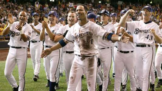 Mr. 3000 - Backdrop