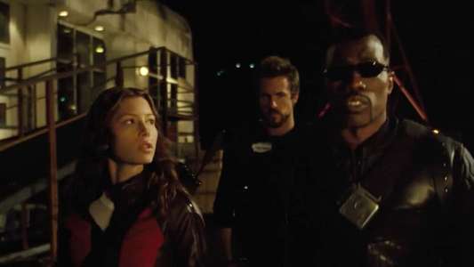 Blade: Trinity - Backdrop