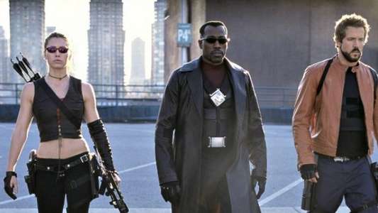 Blade: Trinity - Backdrop