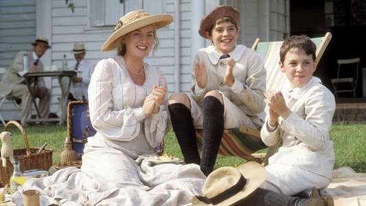 Finding Neverland - Backdrops