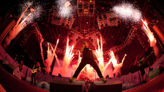 Iron Maiden: En Vivo! - Backdrop