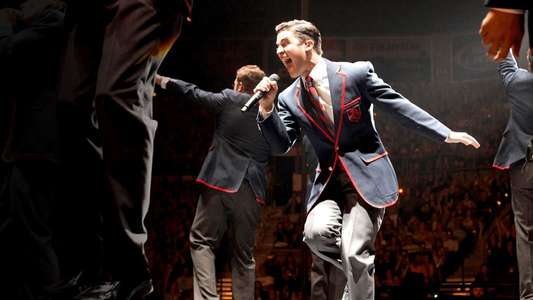 Glee: The Concert Movie - Backdrops
