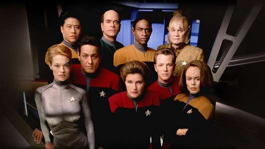 Star Trek: Voyager - Backdrop