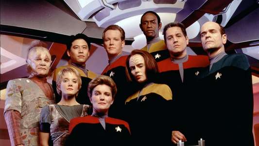 Star Trek: Voyager - Backdrop