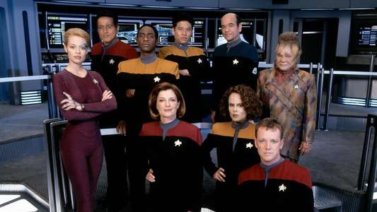 Star Trek: Voyager - Backdrop