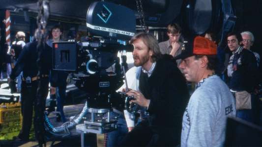 Superior Firepower: Making 'Aliens' - Backdrop