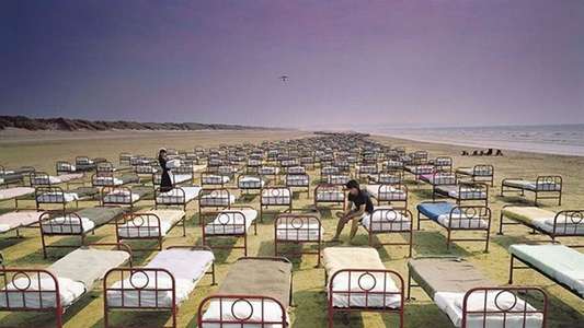 Pink Floyd: A Momentary Lapse of Reason (Rock Milestones) - Backdrop