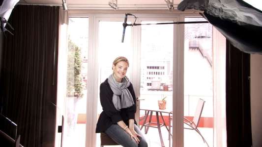 In Vogue: The Editor's Eye - Backdrop