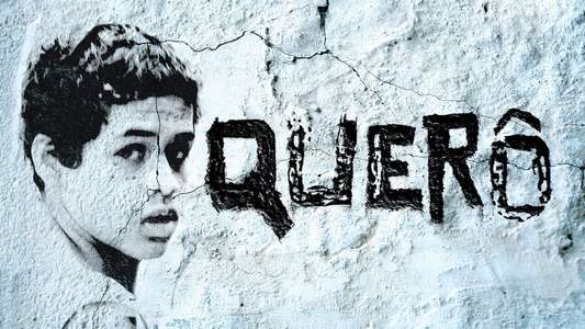 Querô: A Damned Report - Backdrop