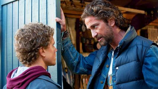 Chasing Mavericks - Backdrop