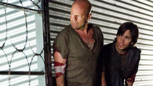 Live Free or Die Hard - Backdrop