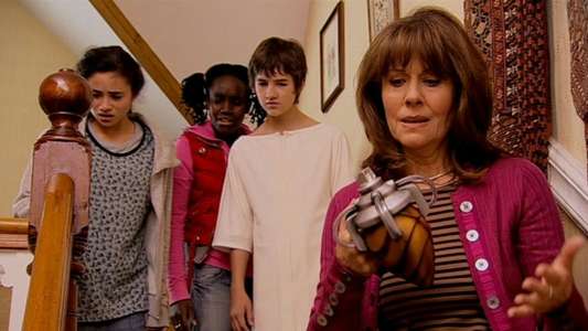 The Sarah Jane Adventures: Invasion of the Bane - Backdrop