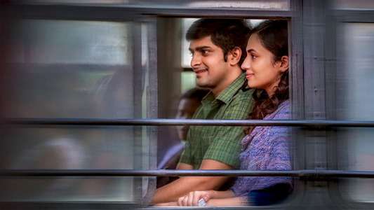 Phalana Abbayi Phalana Ammayi - Backdrops