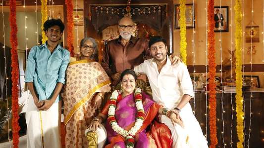 Veetla Vishesham - Backdrop