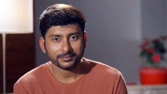 Veetla Vishesham - Backdrop