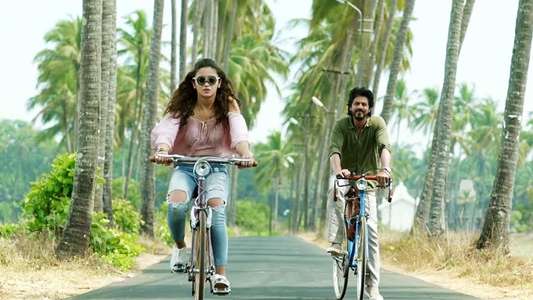 Dear Zindagi - Backdrop