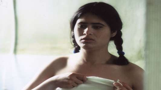 Fatma - Backdrop