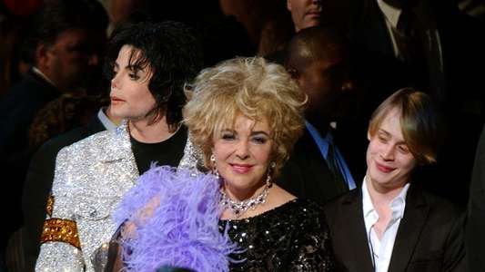 Michael Jackson: 30th Anniversary Special - Backdrop