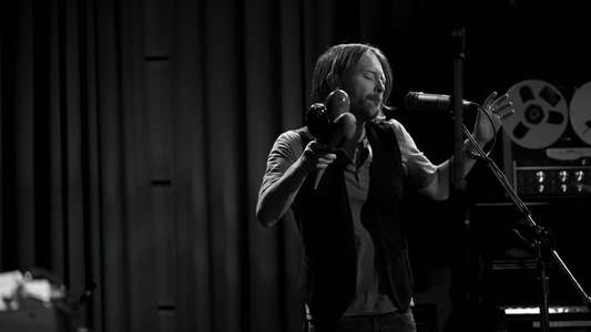 Radiohead: The King of Limbs — From the Basement - Backdrop