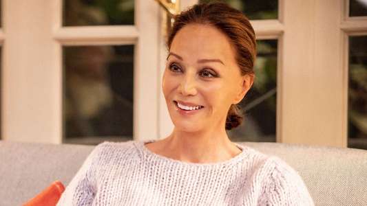 Isabel Preysler: My Christmas - Backdrops