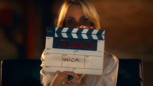 Ilary Blasi: The One and Only - Backdrops