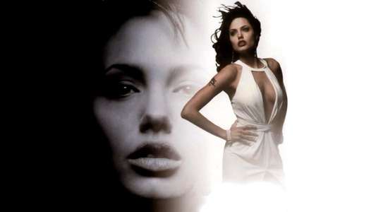 Gia - Backdrop