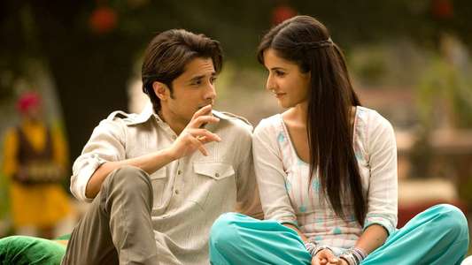 Mere Brother Ki Dulhan - Backdrop