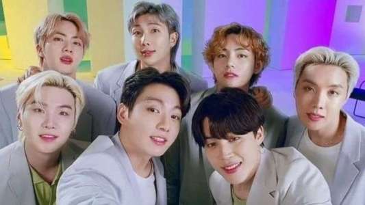 BTS MONUMENTS: BEYOND THE STAR - Backdrops