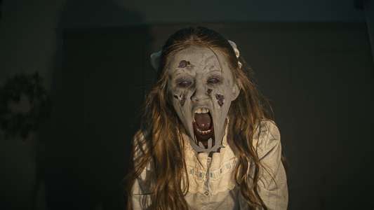 A Savannah Haunting - Backdrop