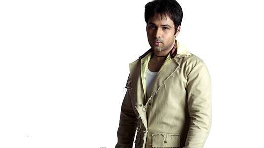 Dil Diya Hai - Backdrop
