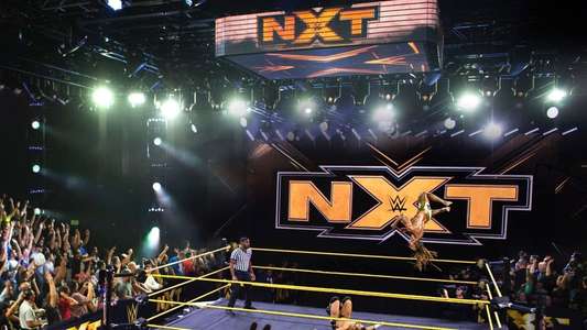 WWE NXT - Backdrops