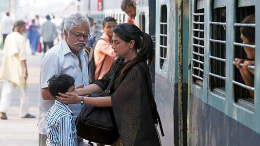 Masaan - Backdrops