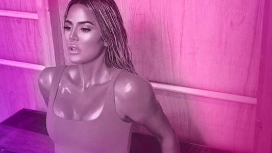 Revenge Body With Khloe Kardashian - Backdrop