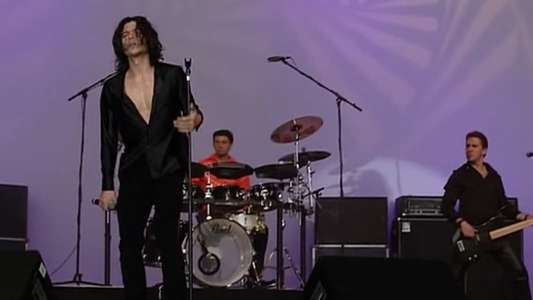 INXS : Never Tear Us Apart - Backdrop