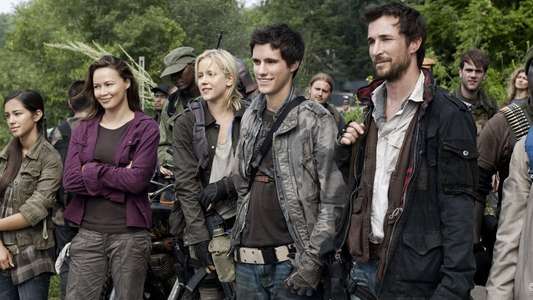 Falling Skies - Backdrops