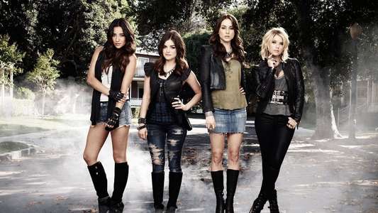 Pretty Little Liars - Backdrops